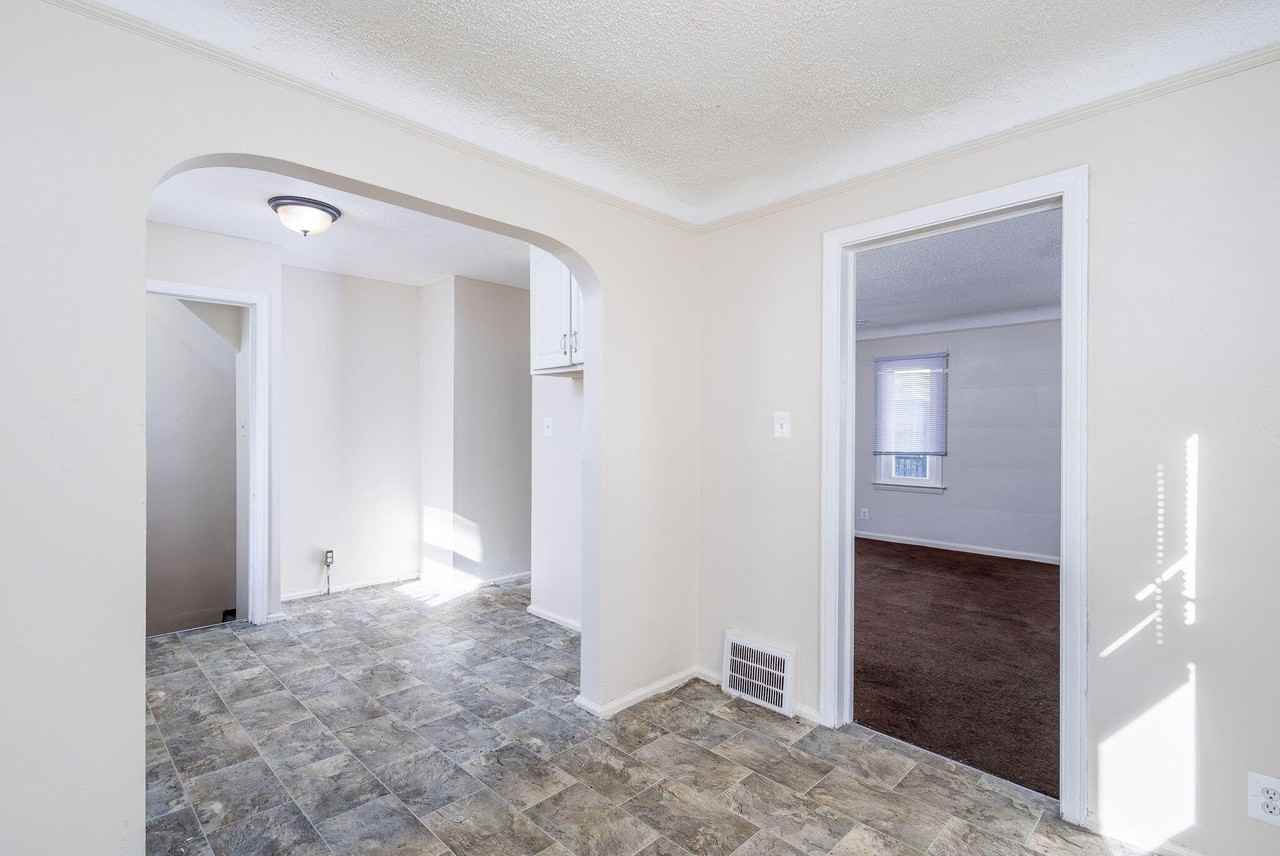 20209 Revere St - Photo 7 of 20