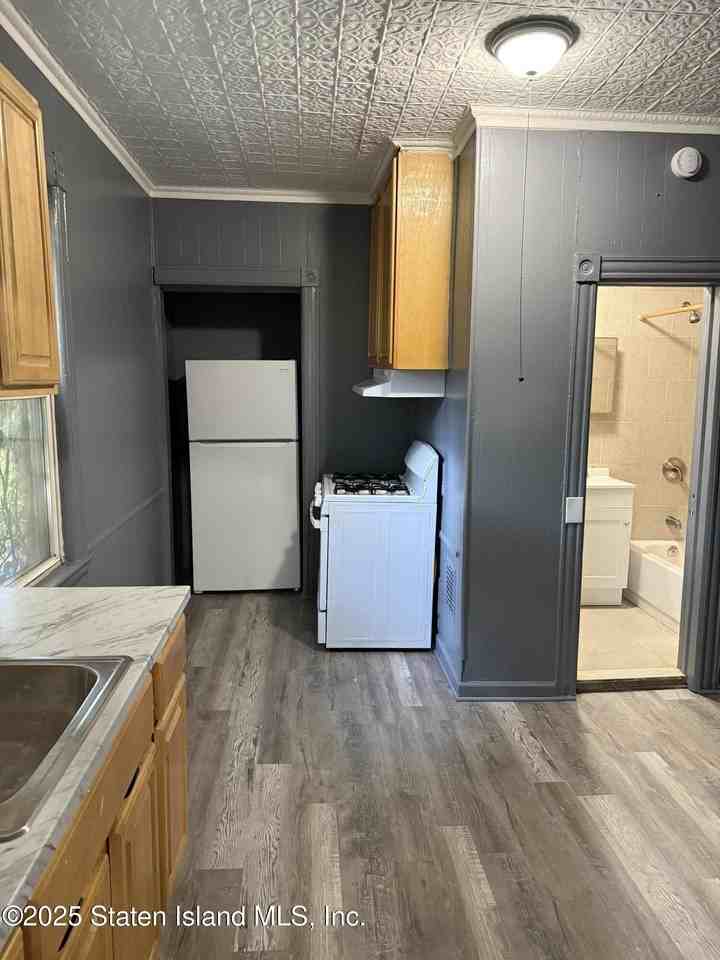 247 Charles Ave Unit 1 #1 - Photo 5 of 8