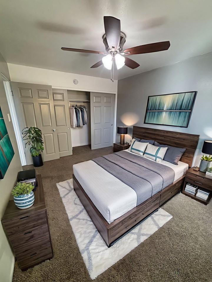 Redwood Apartments - Photo 3 of 31