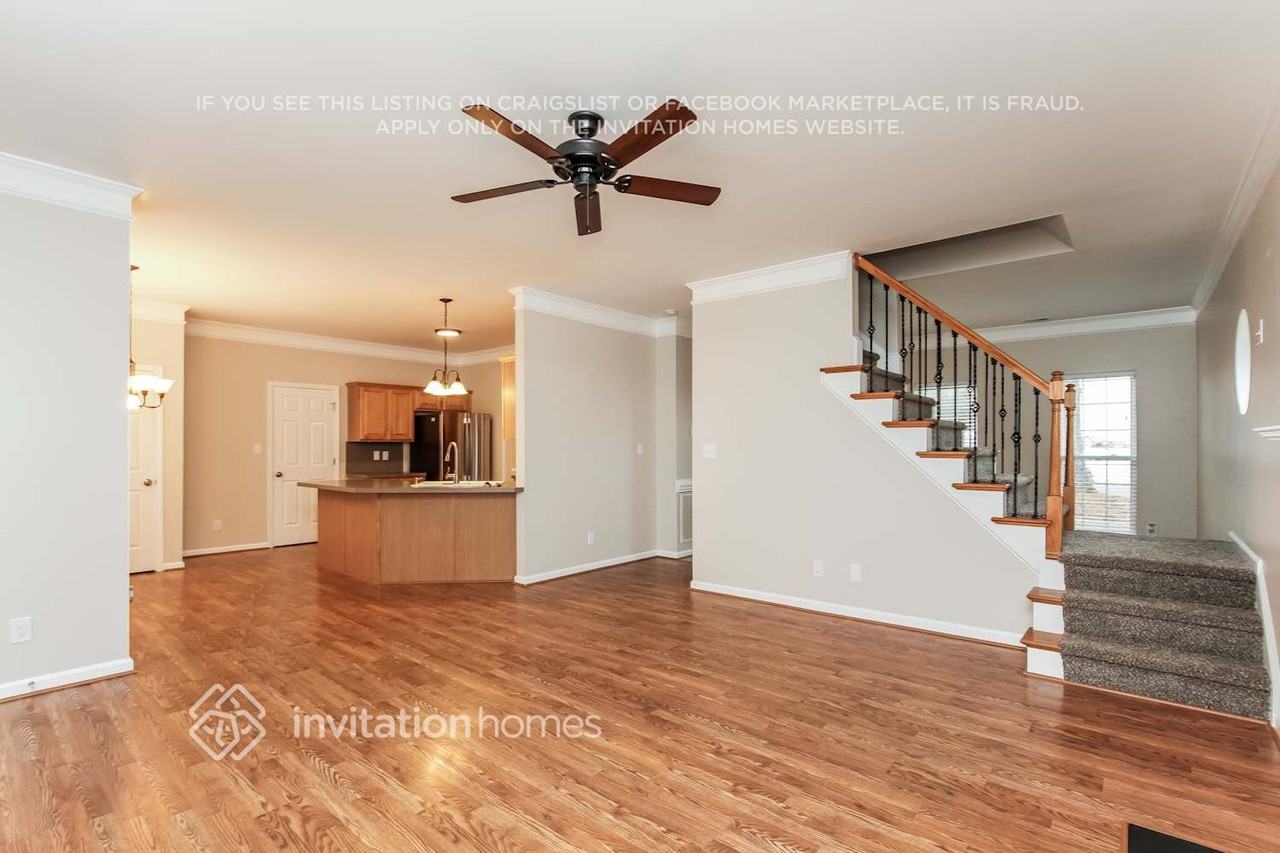 118 Garden Gate Ln - Photo 4 of 16