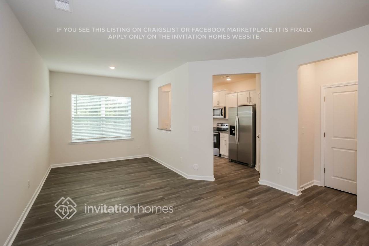 11719 Brier Village Ln - Photo 7 of 16