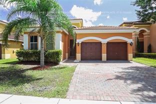 18273 Nw 89th Ave - Photo 1 of 1