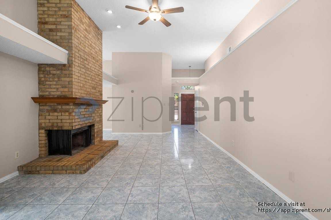 6724 Mountain Cedar Ln - Photo 4 of 38