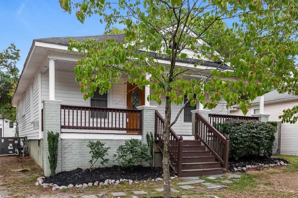 308 Prince St - Photo 3 of 16