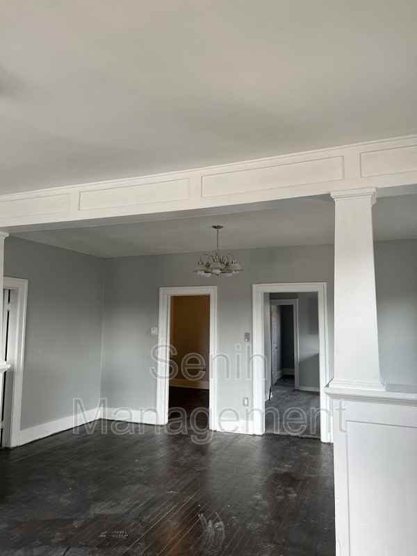 6628 Lafayette Blvd - Photo 2 of 6