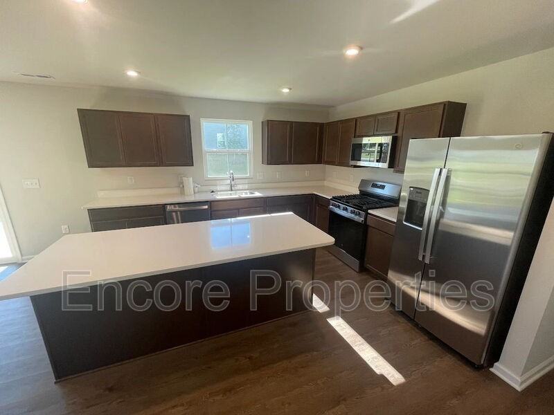 248 Gianna Dr - Photo 3 of 18