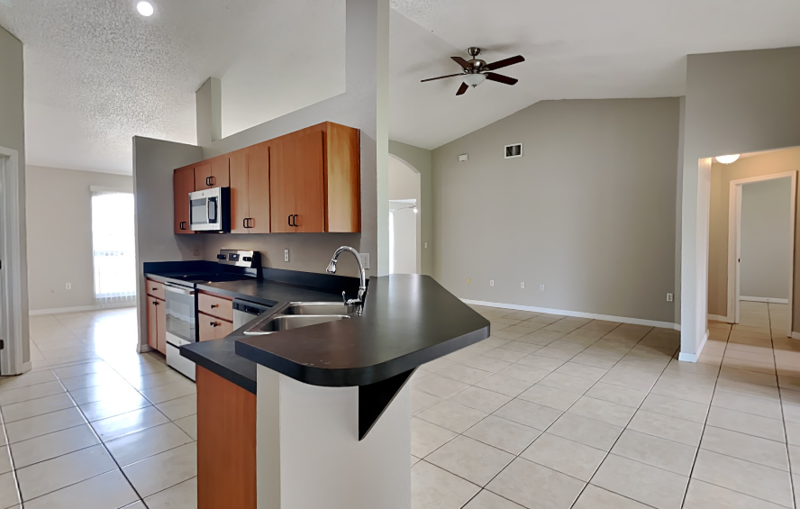 817 Highland Crest Loop - Photo 3 of 29