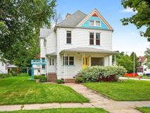 305 N Lawe St - Photo 1 of 1