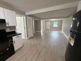 4120 W Washington St - Photo 1 of 1