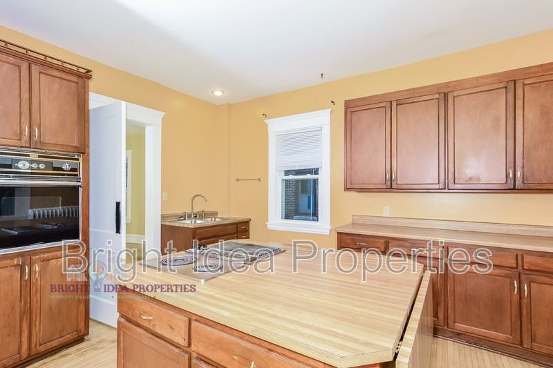 2104 Emerson Ave S - Photo 2 of 17