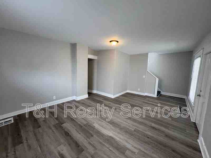1311 N Olney St - Photo 5 of 24
