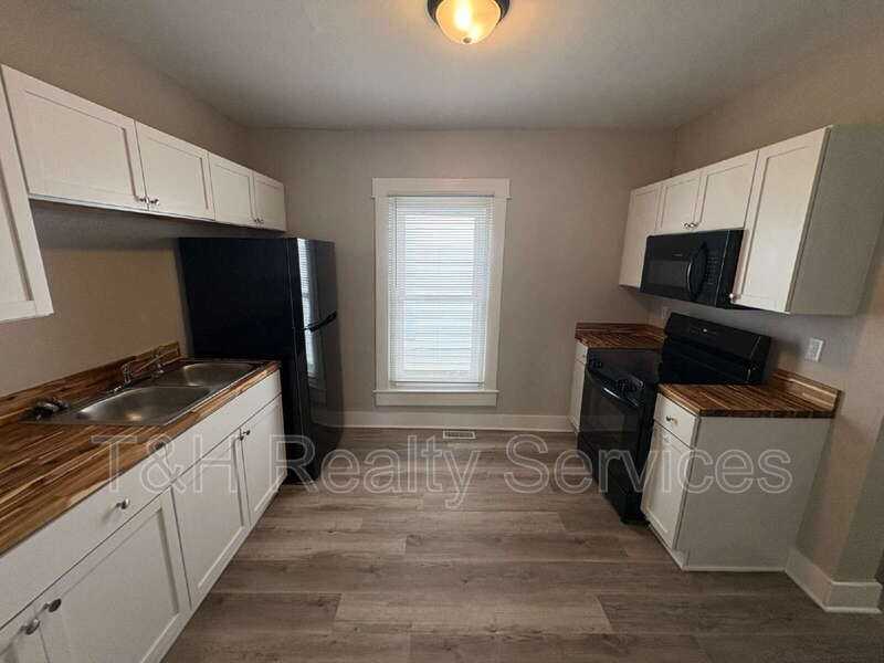 1311 N Olney St - Photo 7 of 24