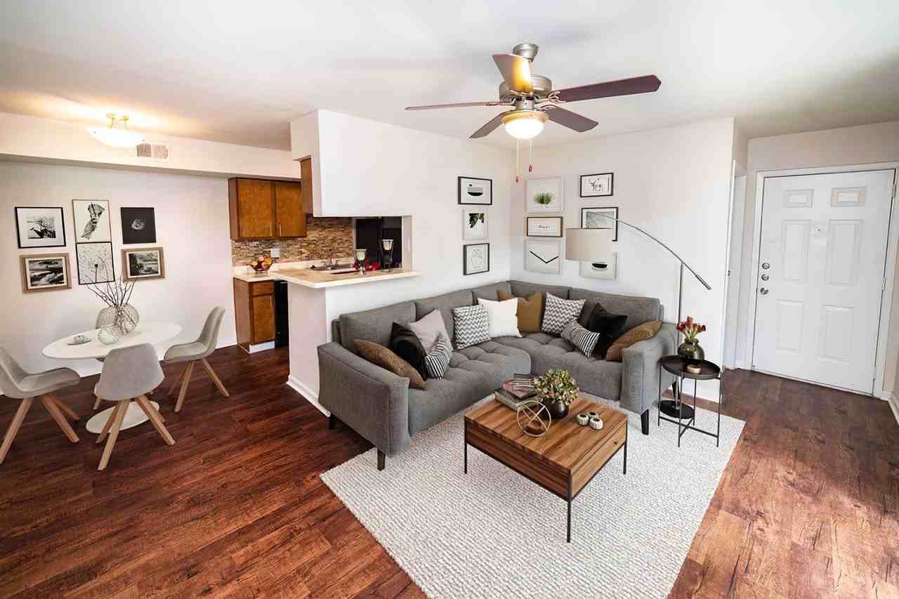 The Venti - Photo 4 of 11