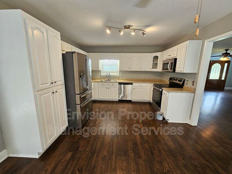 164 Cliett Rd - Photo 7 of 43