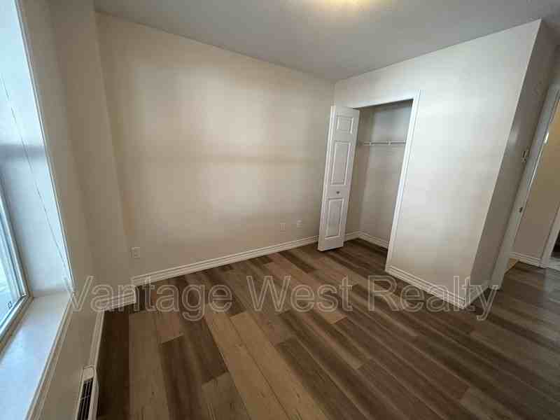 598 Sutherland Avenue - Photo 4 of 7