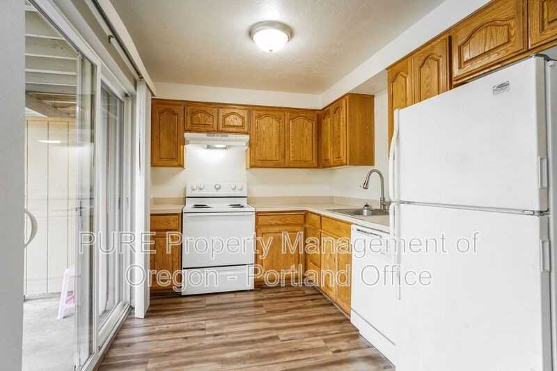 8590 Se 72nd Ave - Photo 5 of 15
