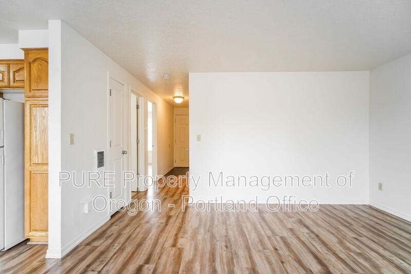 8590 Se 72nd Ave - Photo 6 of 15