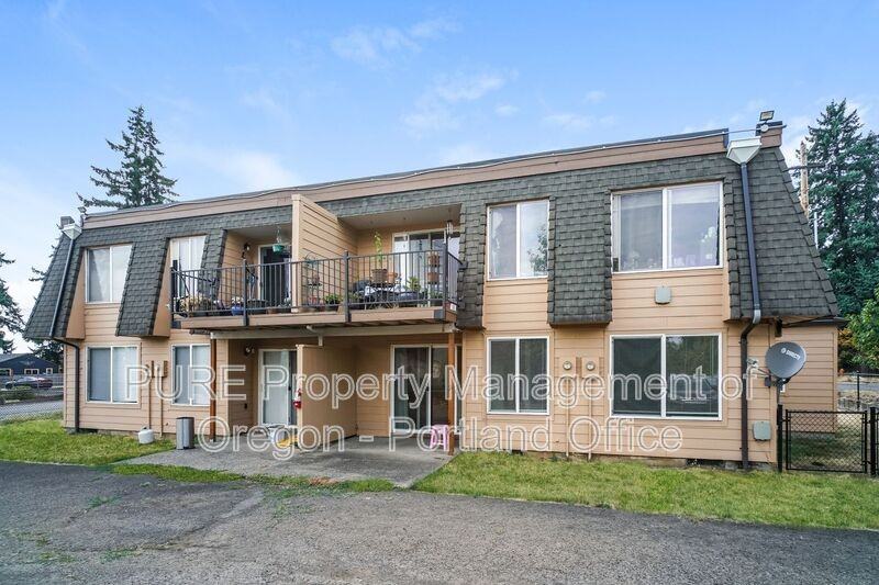 8590 Se 72nd Ave - Photo 3 of 15