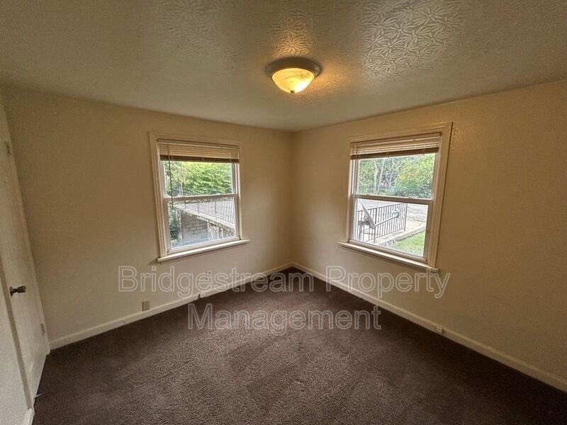 1317 Salem Ave #2 - Photo 3 of 7