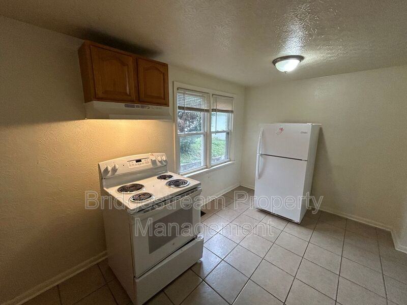 1317 Salem Ave #2 - Photo 7 of 7