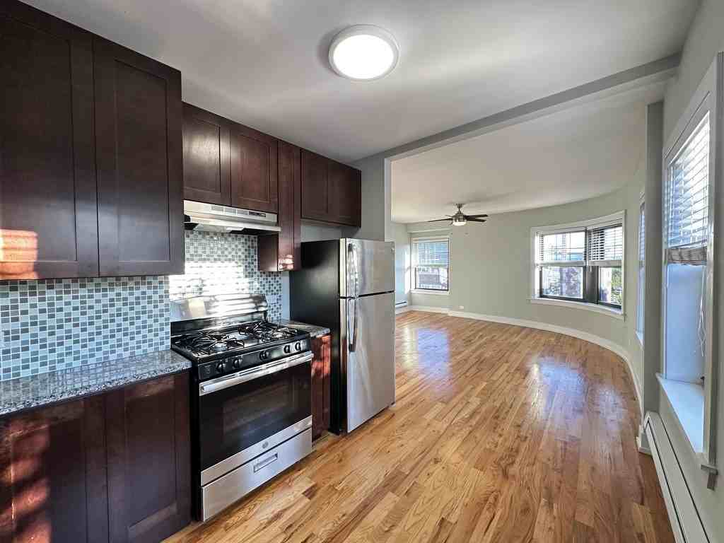 817 Elm St #306 - Photo 6 of 21