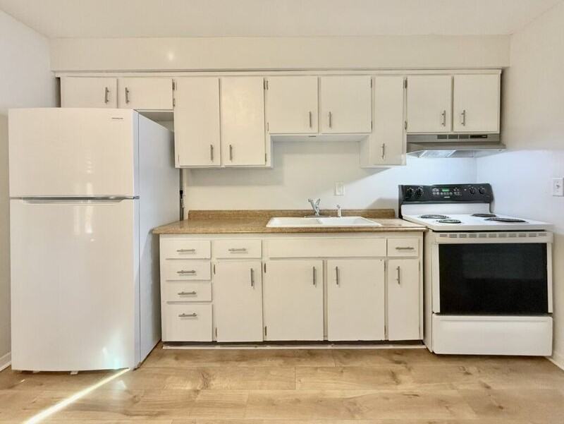 6420 S Adelia Ave - Photo 6 of 37