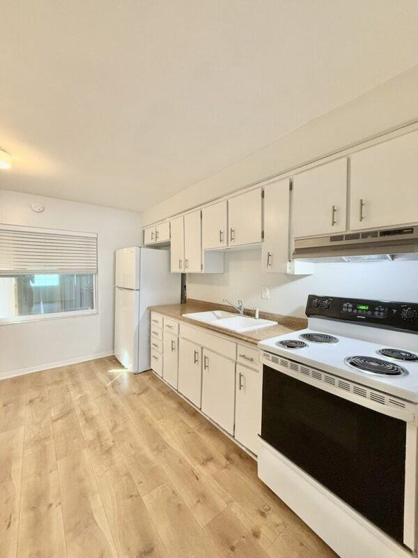 6420 S Adelia Ave - Photo 7 of 37