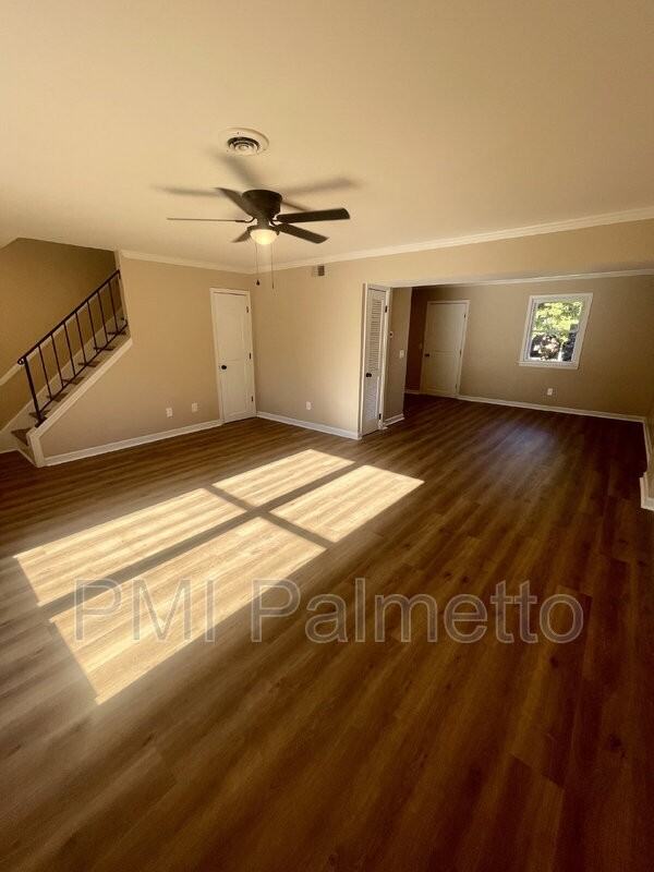 4716 Palm Tree Lane - Photo 5 of 25