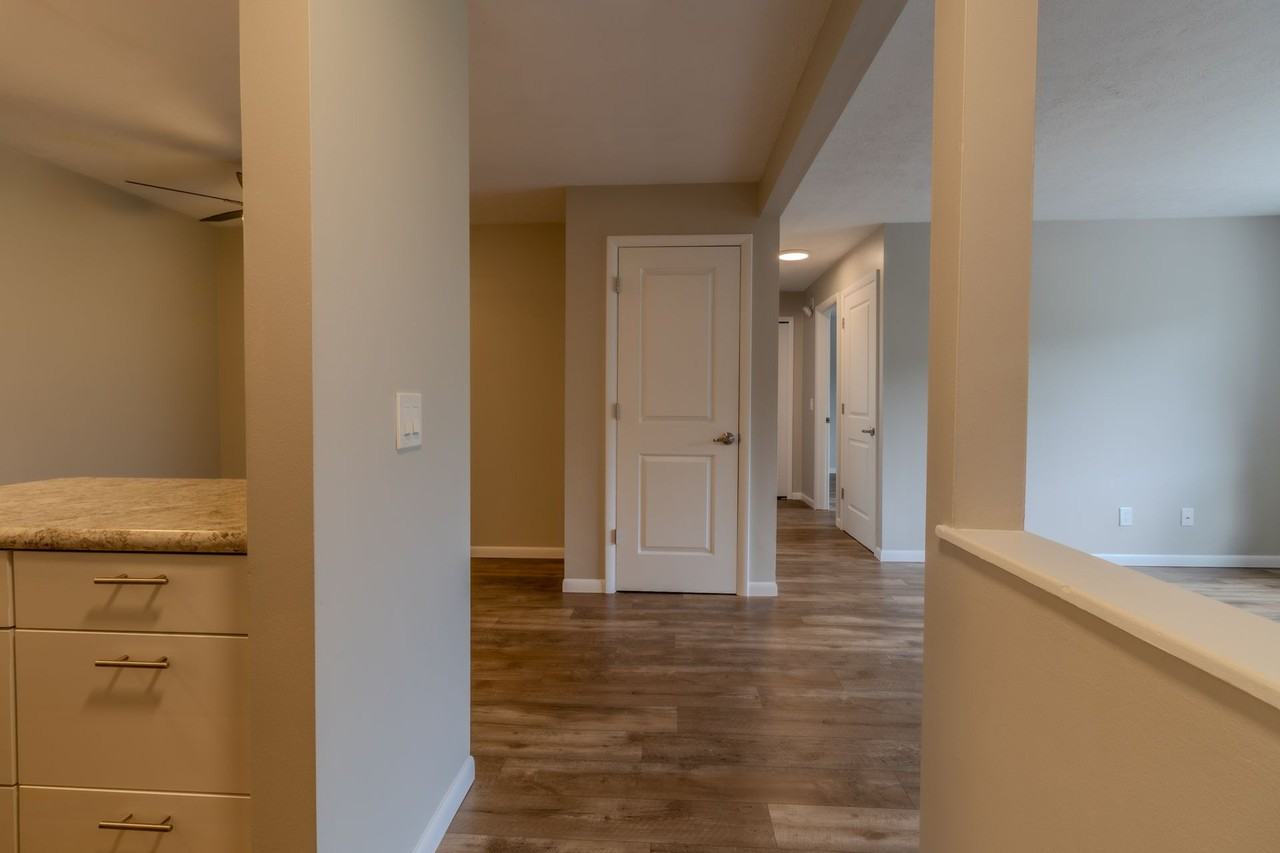 The Tides 1550 - Photo 2 of 9