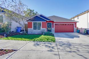 5008 Ne 28th Ave - Photo 1 of 1