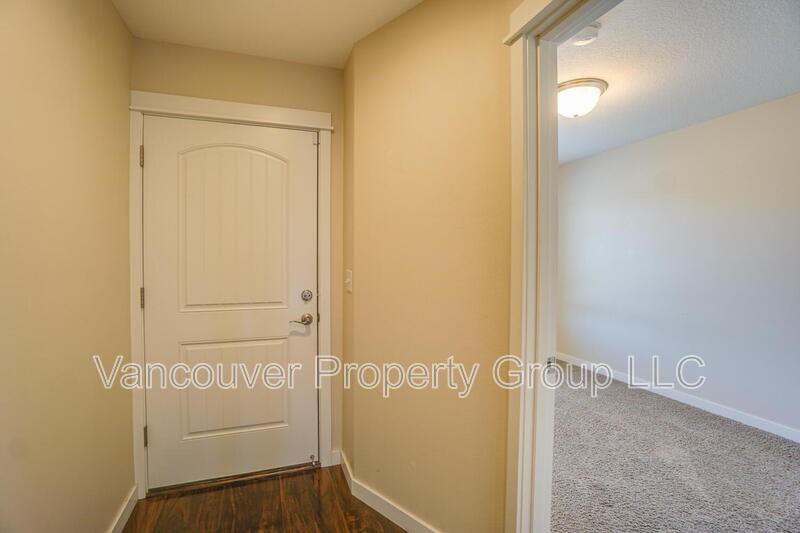 5008 Ne 28th Ave - Photo 3 of 30