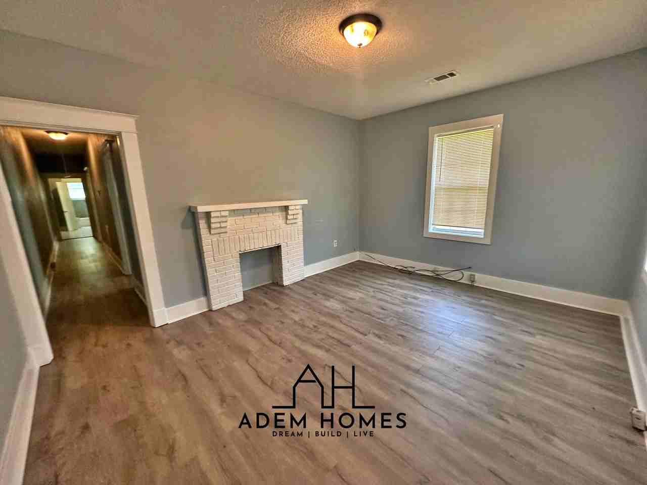 645 Walnut St - Photo 2 of 13