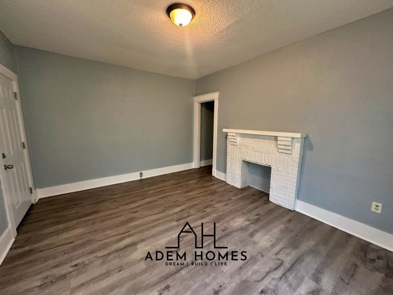 645 Walnut St - Photo 3 of 13