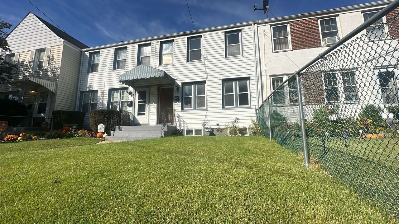 119 Bungalow Ave - Photo 2 of 25