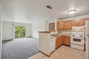 Maple Leaf Apartments - Photo 1 of 1