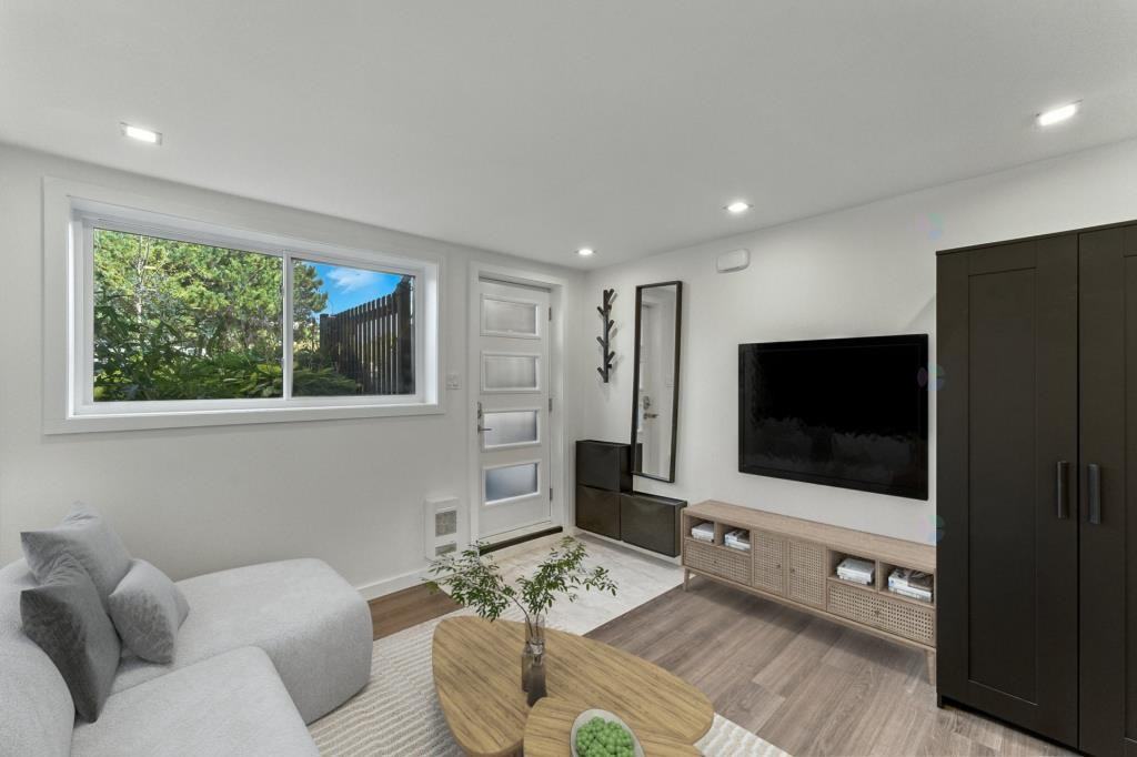 8528 Avenue Papineau - Photo 2 of 14