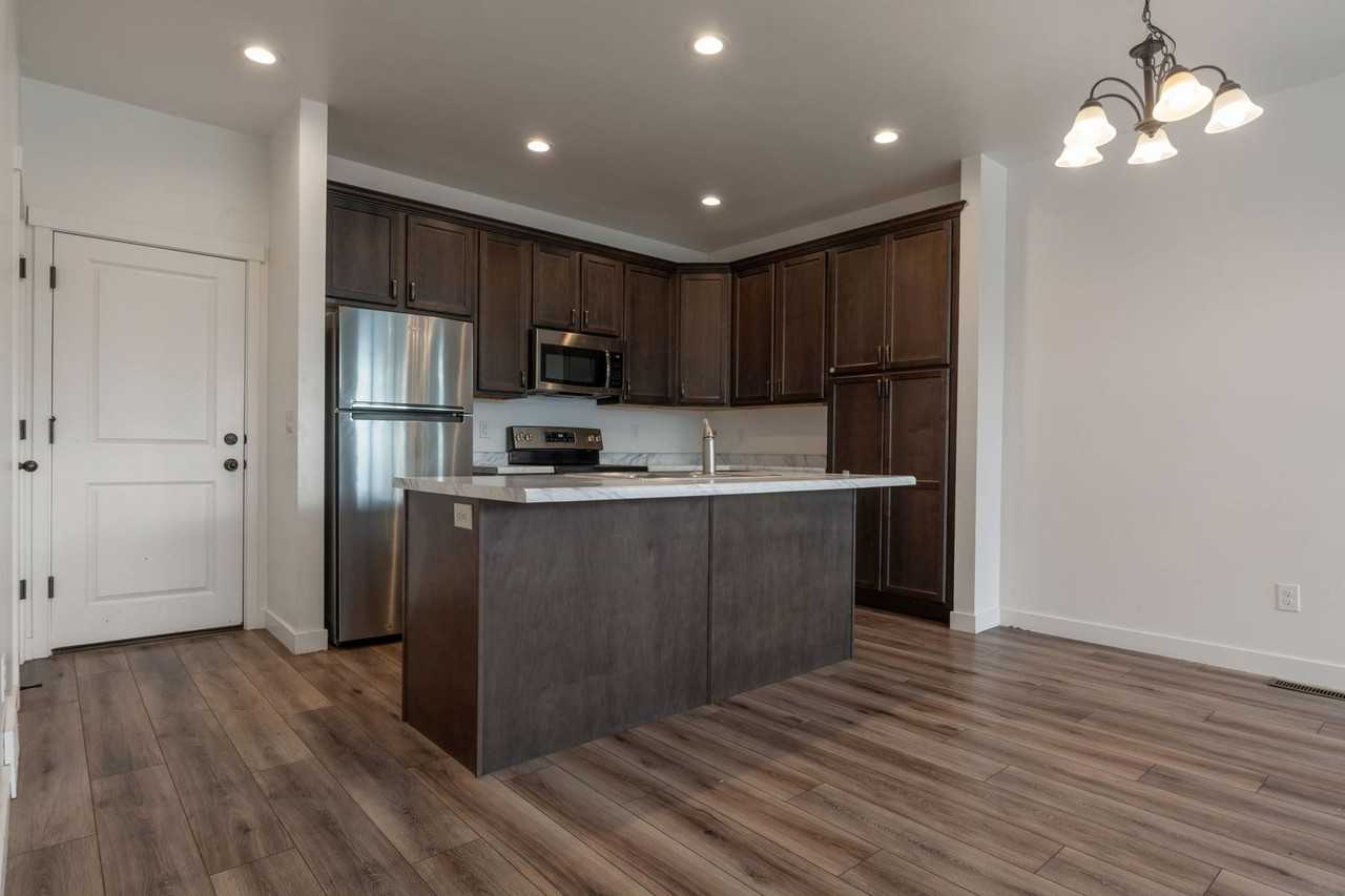 13178 Blythswood Lane - Photo 3 of 27