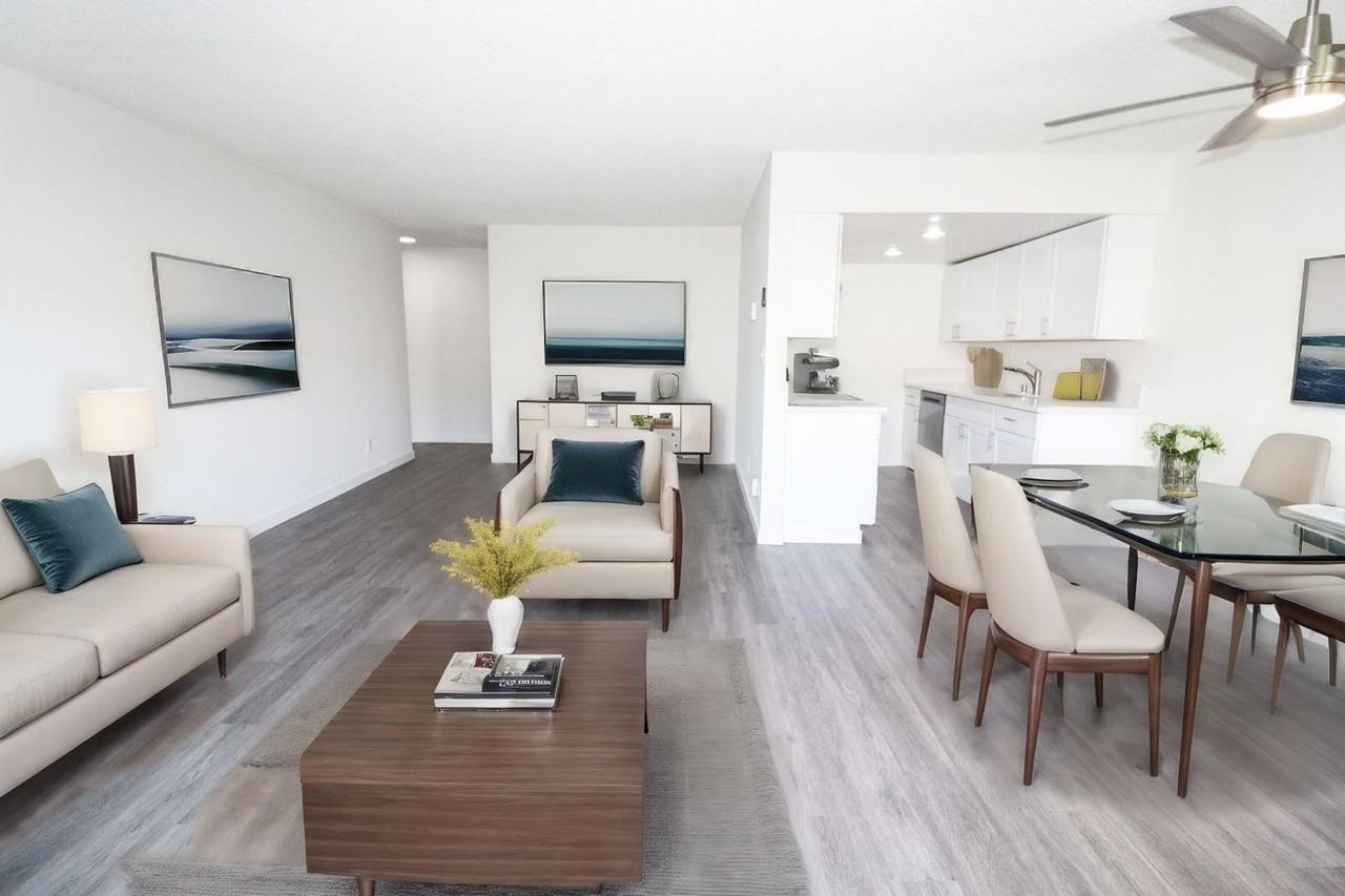 Encino Plaza Apartments - Photo 4 of 15