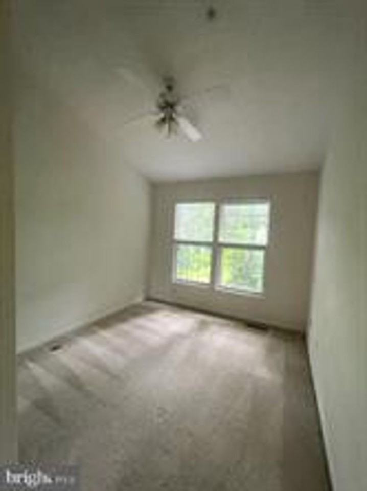 3038 Finsel Ct - Photo 7 of 19