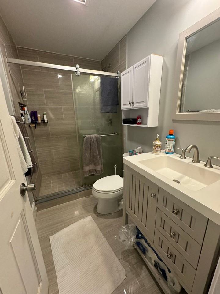 88 Calumet St - Photo 3 of 11