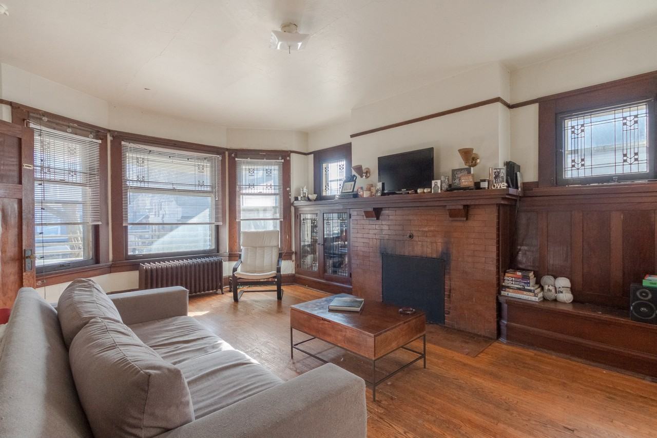 144-146 E Gorham St - Photo 7 of 45