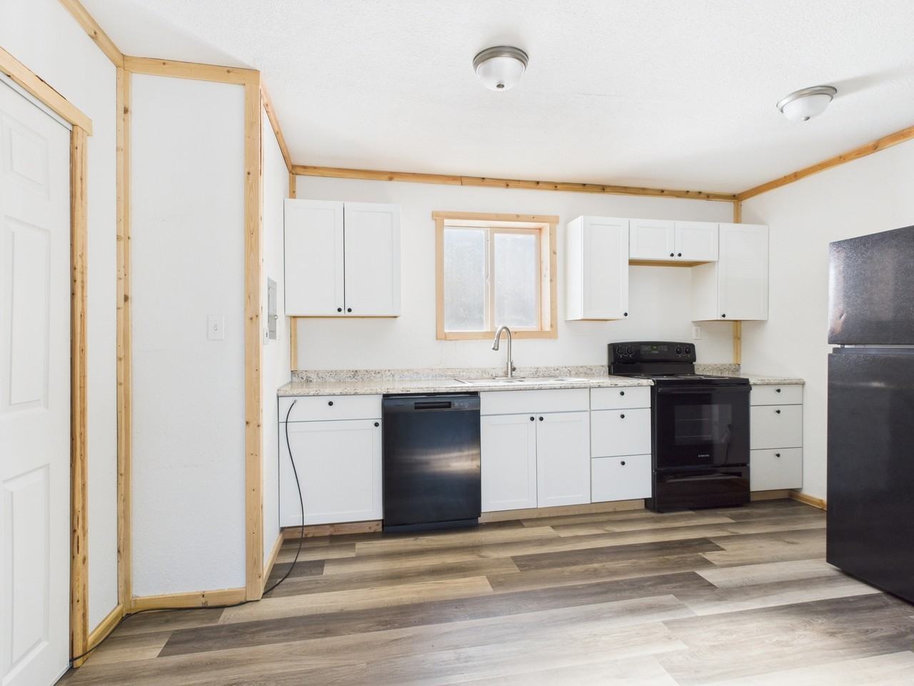 2921 Glacier State Drive - Photo 2 of 23