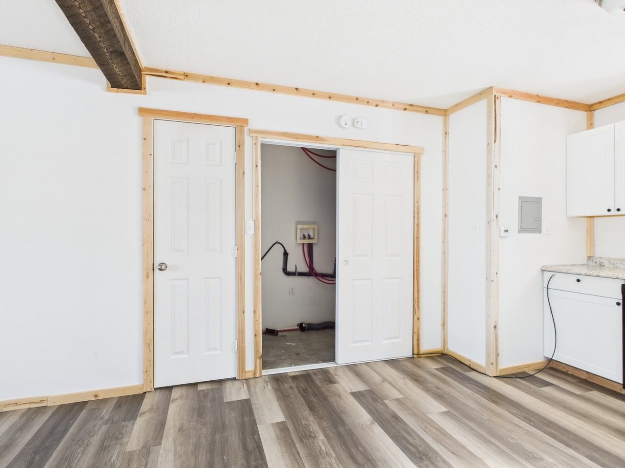 2921 Glacier State Drive - Photo 3 of 23