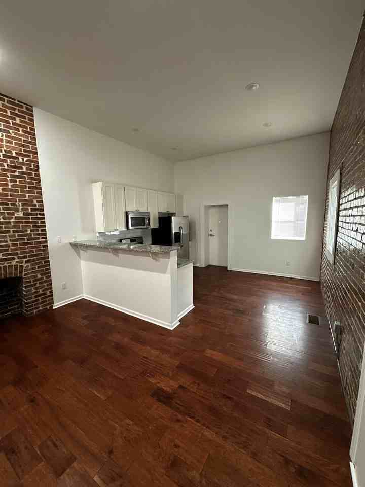 1713 Termon Avenue - Photo 2 of 5