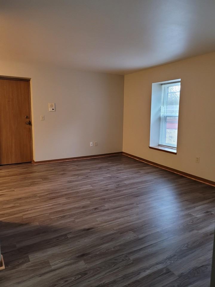 Brewery Apartments - Photo 3 of 26