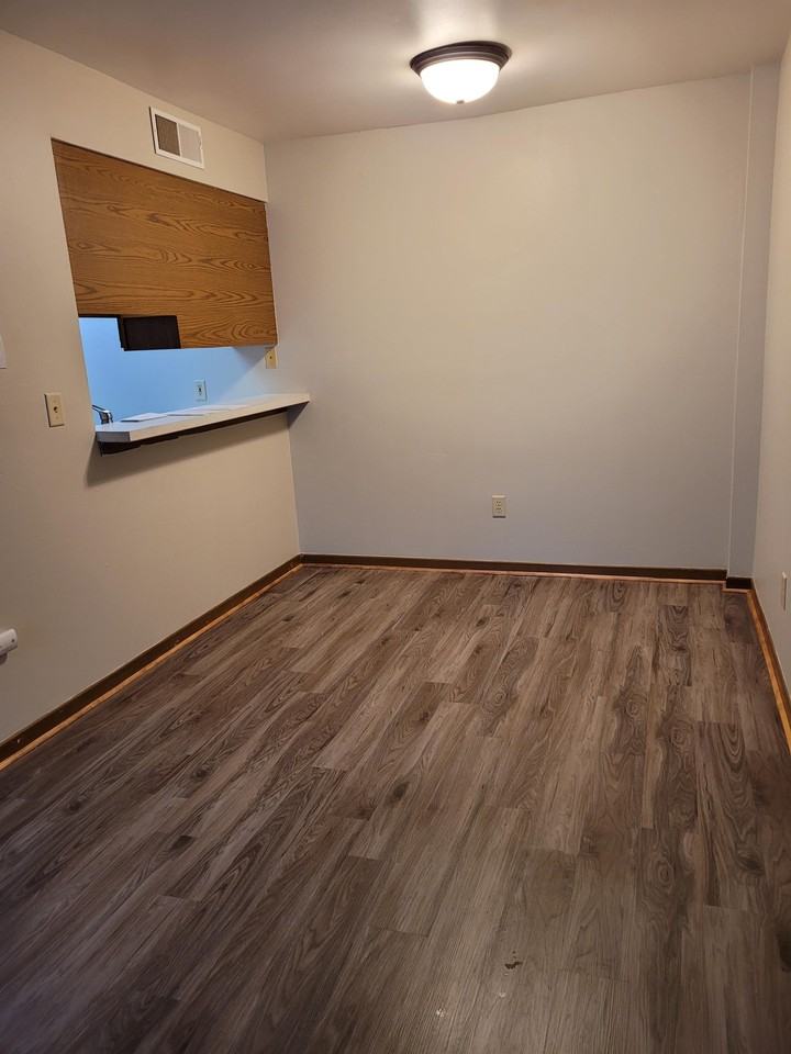 Brewery Apartments - Photo 5 of 26