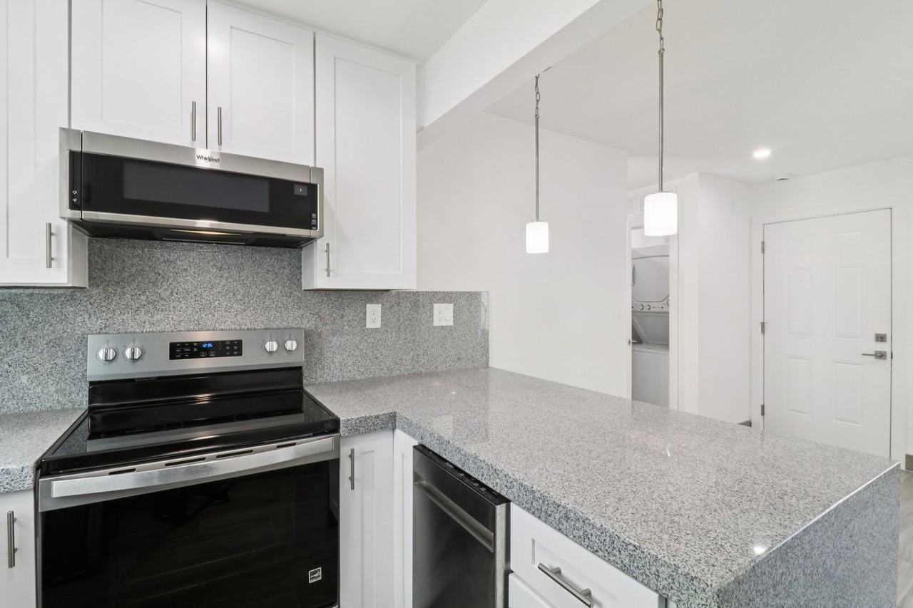 181 Ballantyne Street - Photo 5 of 15