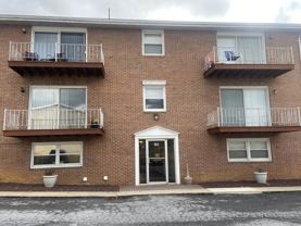 103 N. Edgewood Apt 7 - Photo 1 of 1