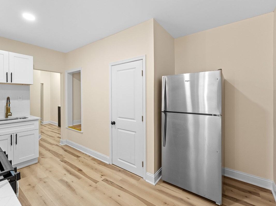 3744 North Carlisle Street - Photo 6 of 15