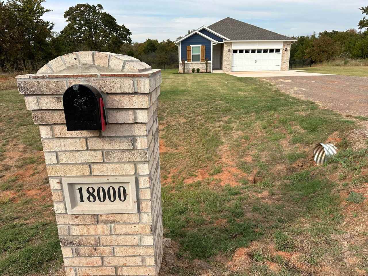 18000 Lantana Loop - Photo 2 of 30